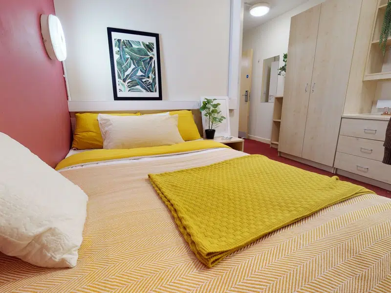 Gold En Suite photo 6