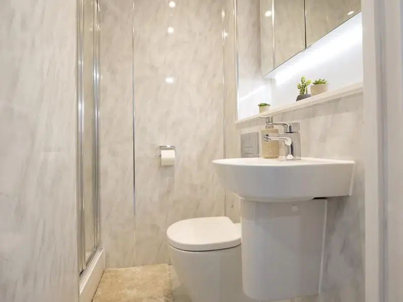 Gold En-suite photo 6