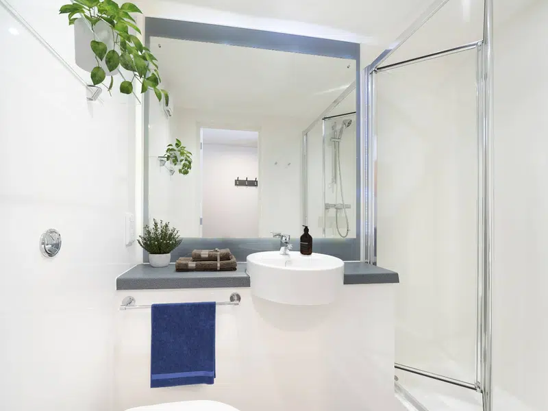 Gold Ensuite photo 3