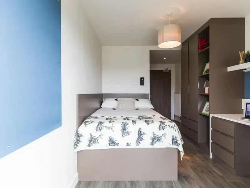 Gold Ensuite photo 1