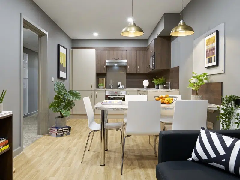 Hill Ensuite photo 2