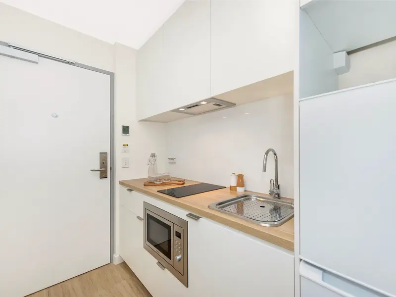 Twin Bunk Apartment- King Single Bed with Standard View photo 3