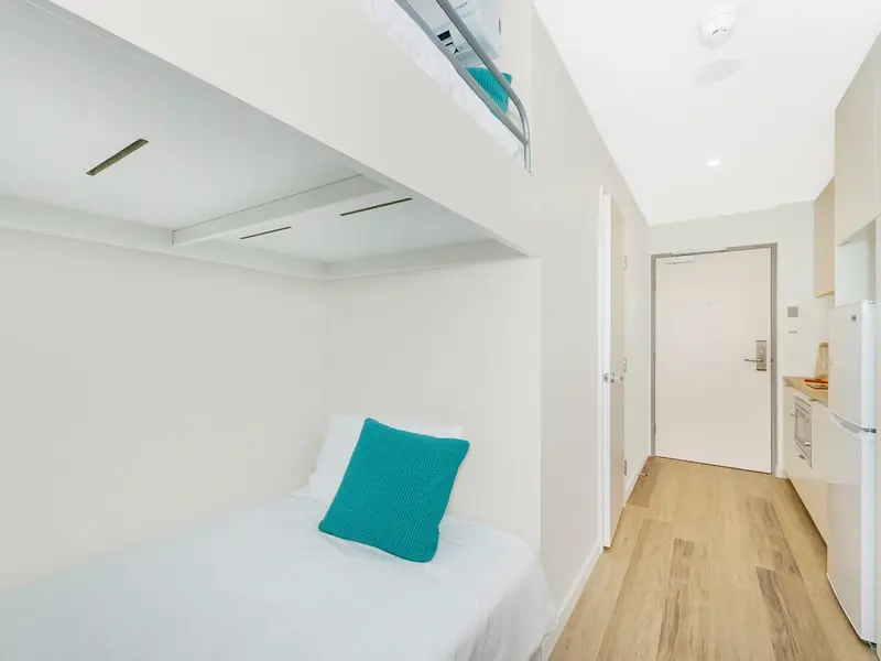 Twin Bunk Apartment- King Single Bed with Standard View photo 2