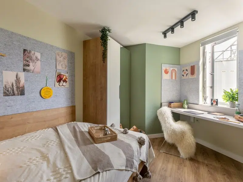 Large En-Suite photo 3