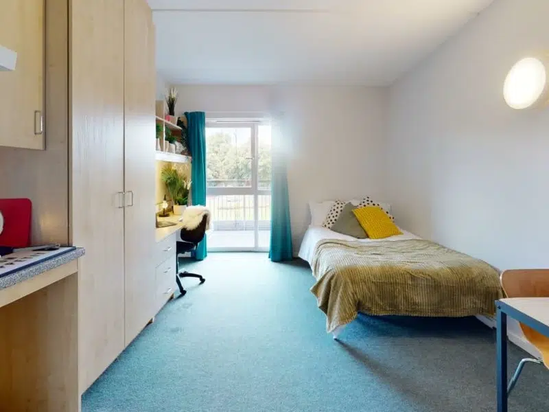 Large Ensuite Studio photo 3