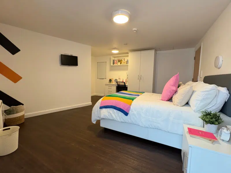 Large Twodio Apartment photo 1