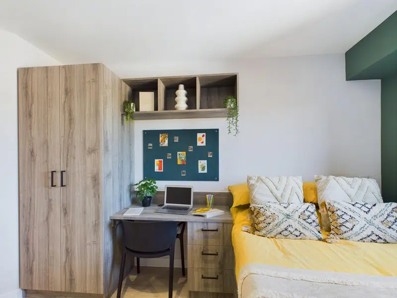 Luxury Studio with Courtyard photo 2