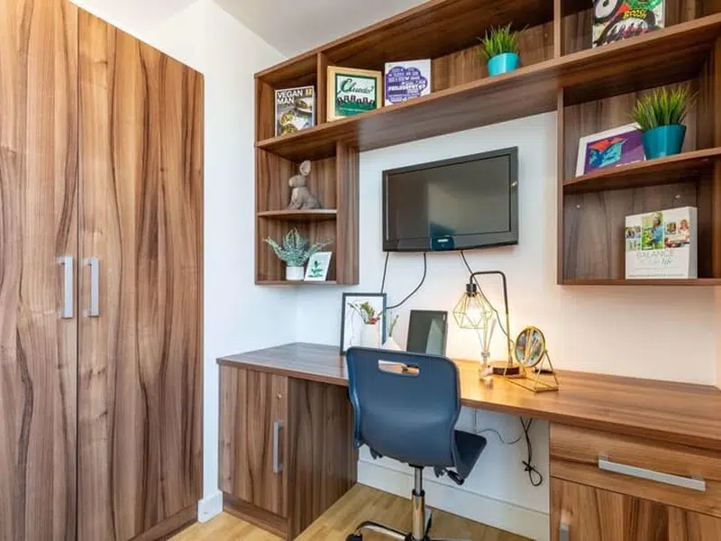 Medium Studio – Limited View photo 3