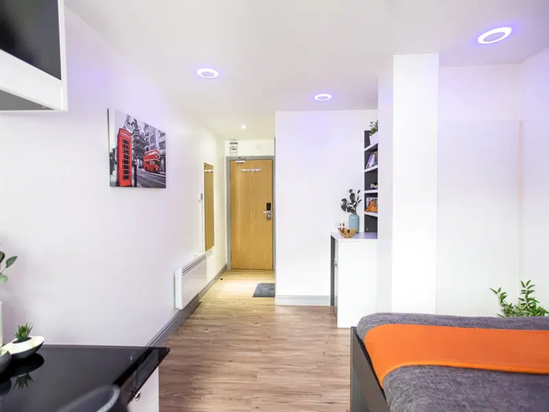 Mezzanine En-suite 1 photo 3
