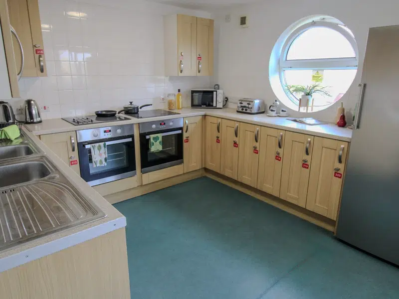 Non Ensuite Silver (8 Bed) photo 4
