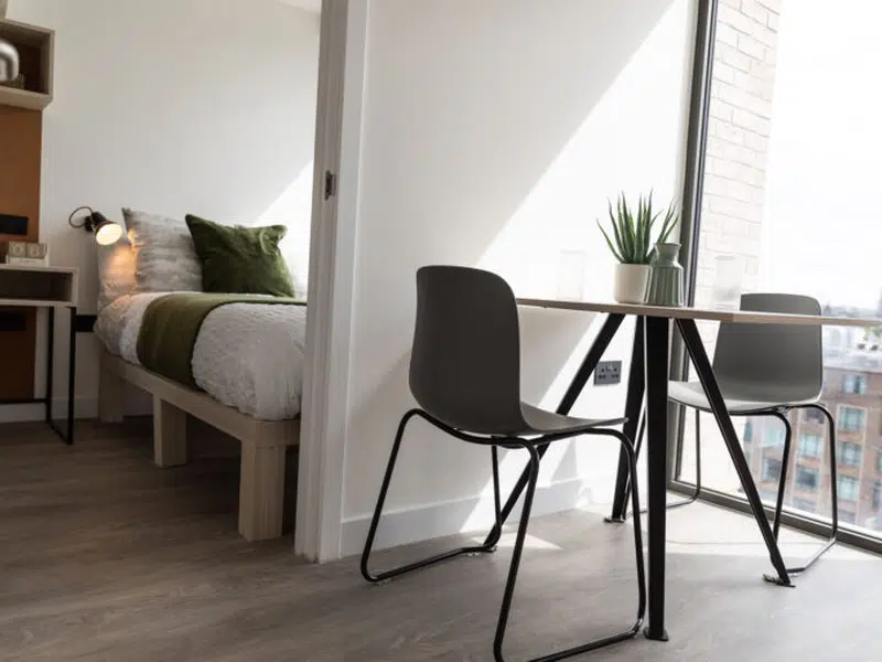 One Bed Apartment photo 3
