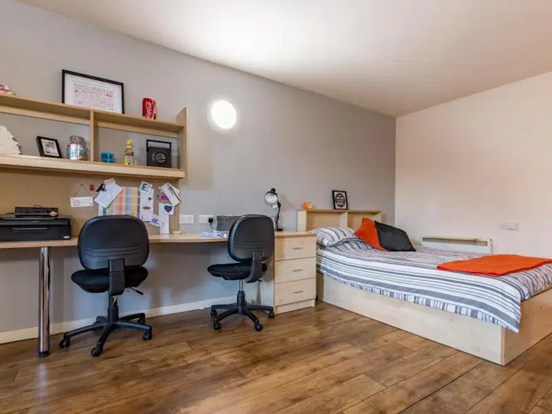 One Bed Apartment photo 2