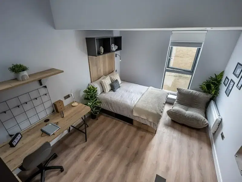 One Bed Mezzanine Apartment photo 1