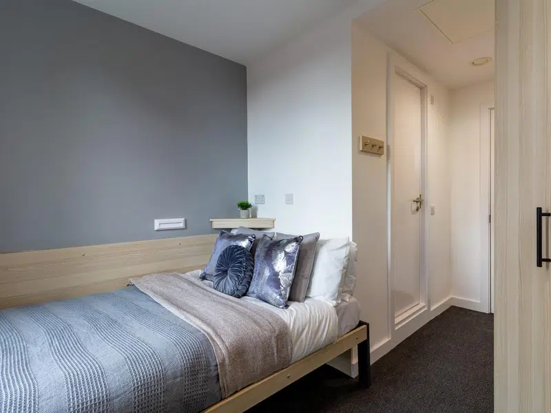 Penthouse Classic 4 Bed Ensuite photo 1