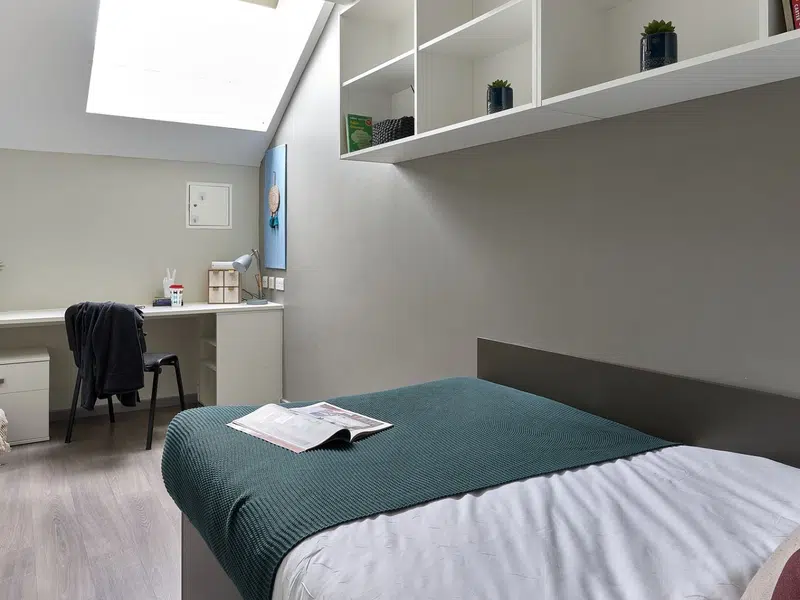 Penthouse En-suite photo 1