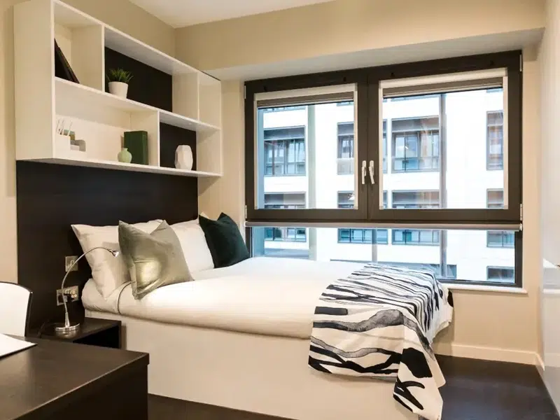 Platinum En suite photo 2