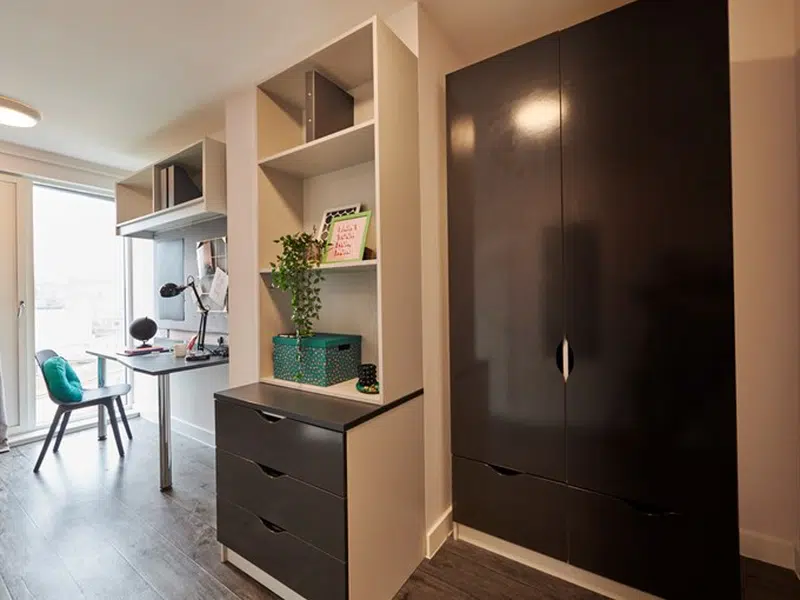 Platinum Ensuite photo 3