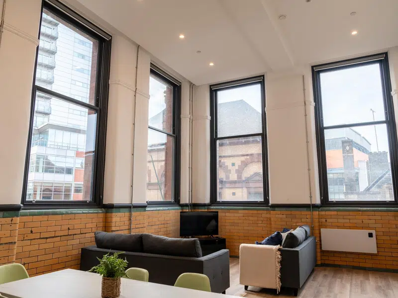 Platinum Plus Ensuite (Loft) photo 5