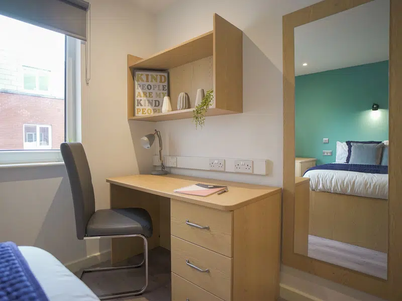 Platinum Plus Ensuite photo 3