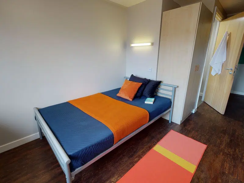Bronze En Suite photo 1