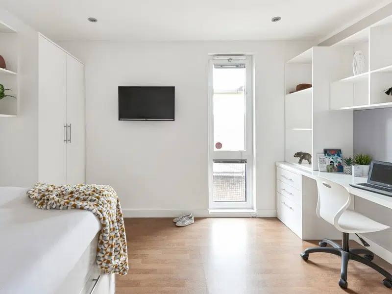 Premier En-suite Plus in a 13 Bed Apartment photo 3
