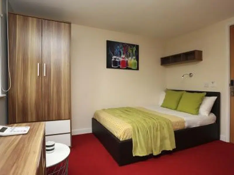 Premier Luxe En-suite, Kentish House photo 1
