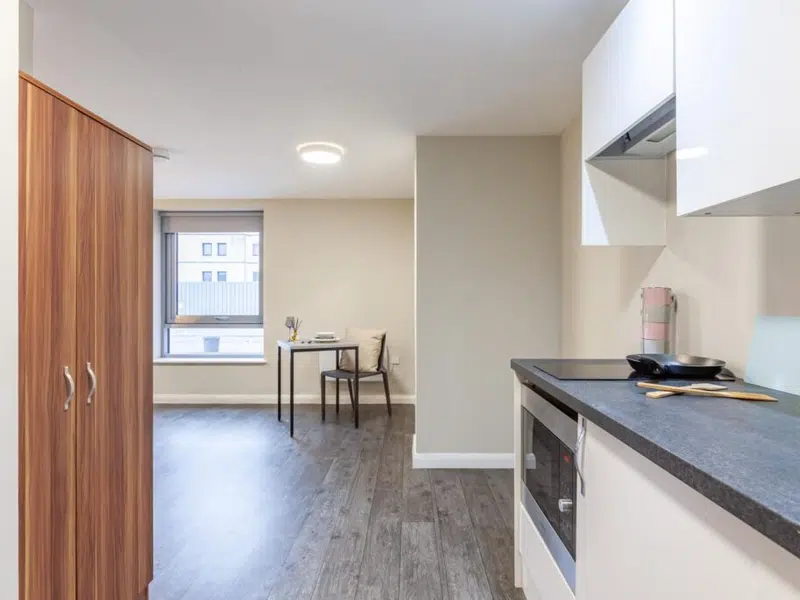 Premier Studio ( HIGH FLOOR ) photo 4