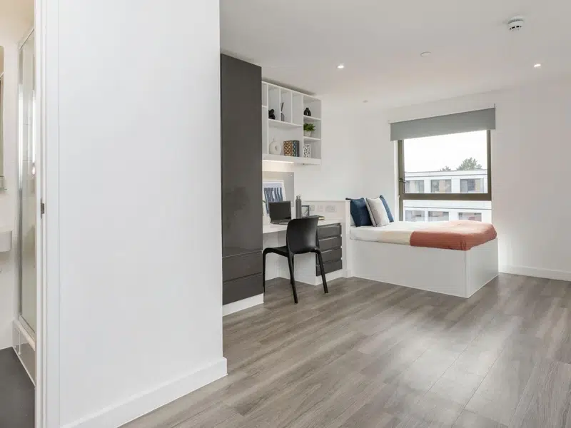 Elite En-suite photo 3