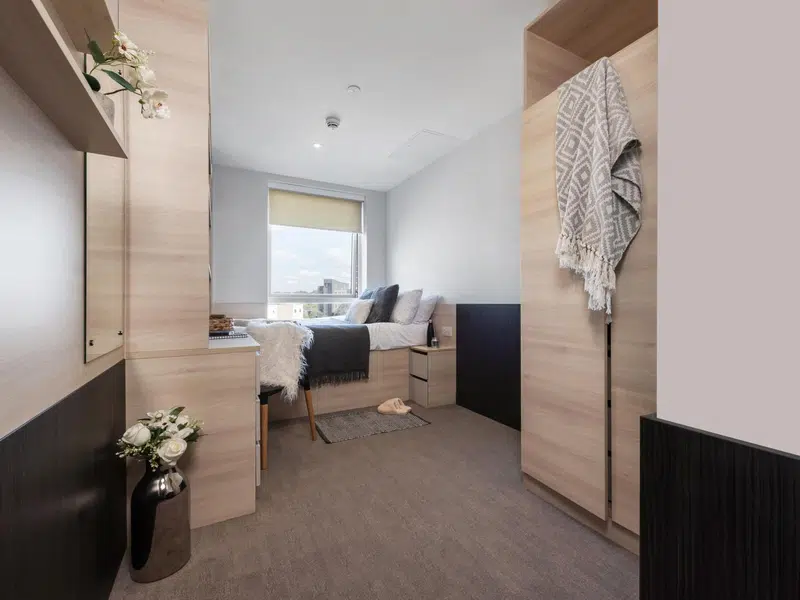 Premium Ensuite photo 2