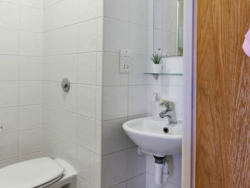 Premium En-suite photo 5