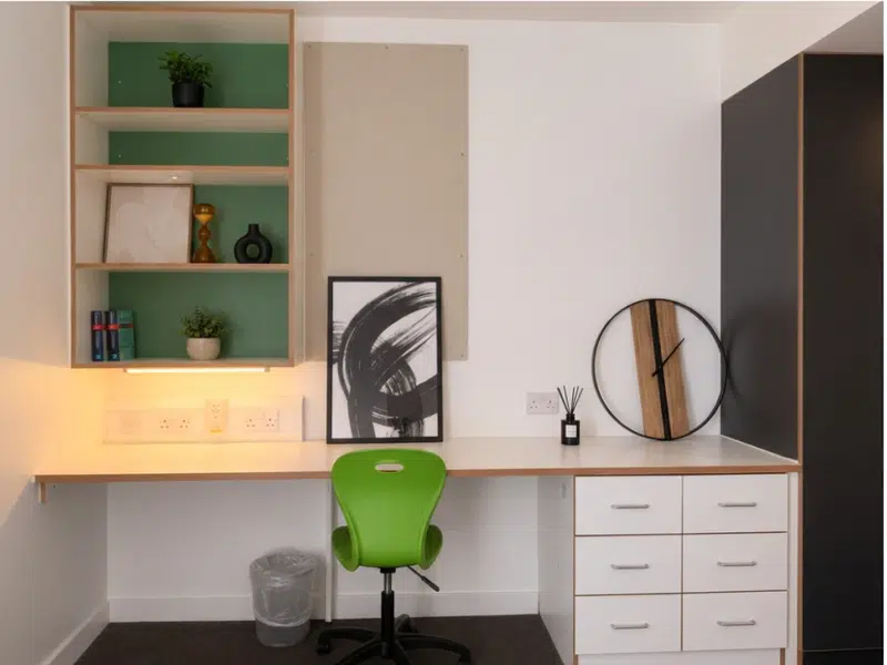 Premium En-suite photo 3