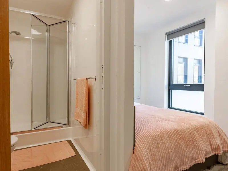 Premium En-Suite photo 6