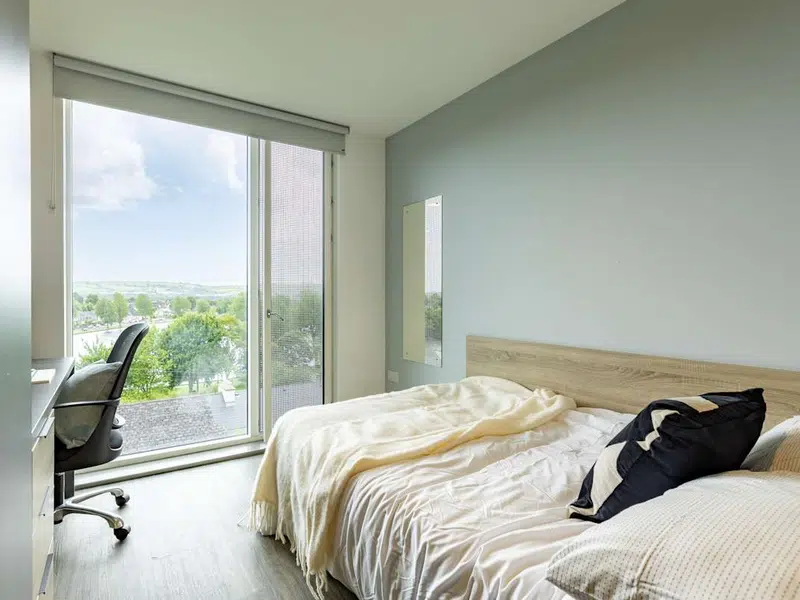 Premium Ensuite photo 2
