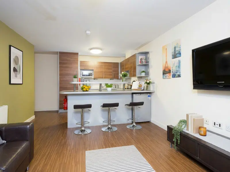 Premium Ensuite photo 5
