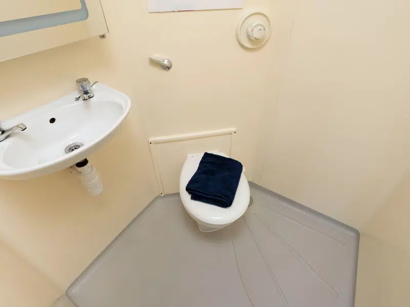 Premium Ensuite photo 4