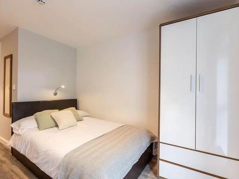 Premium Ensuite photo 4