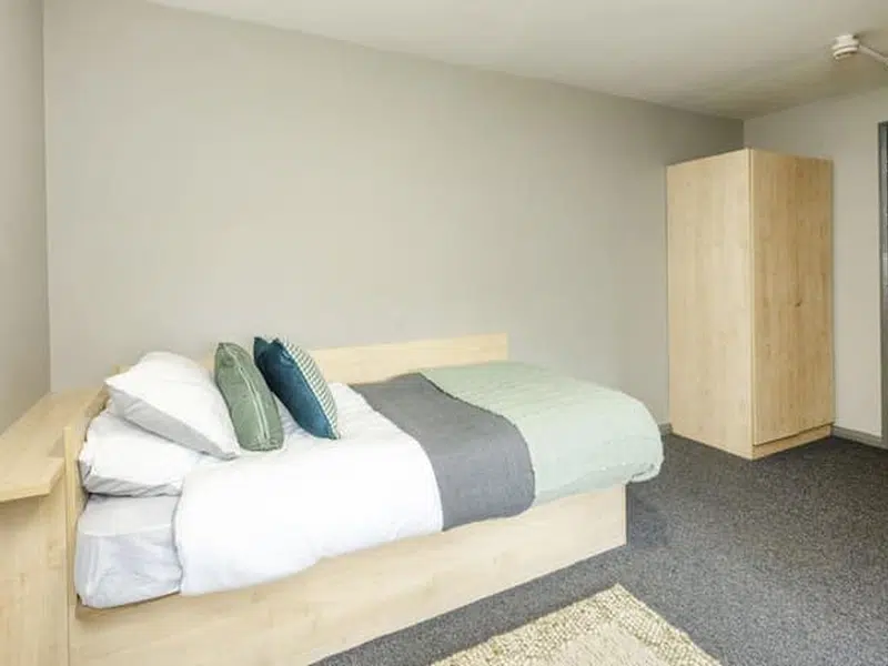 Premium Ensuite photo 1