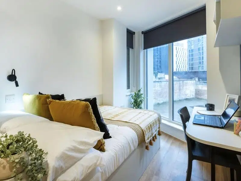 Premium Ensuite photo 2