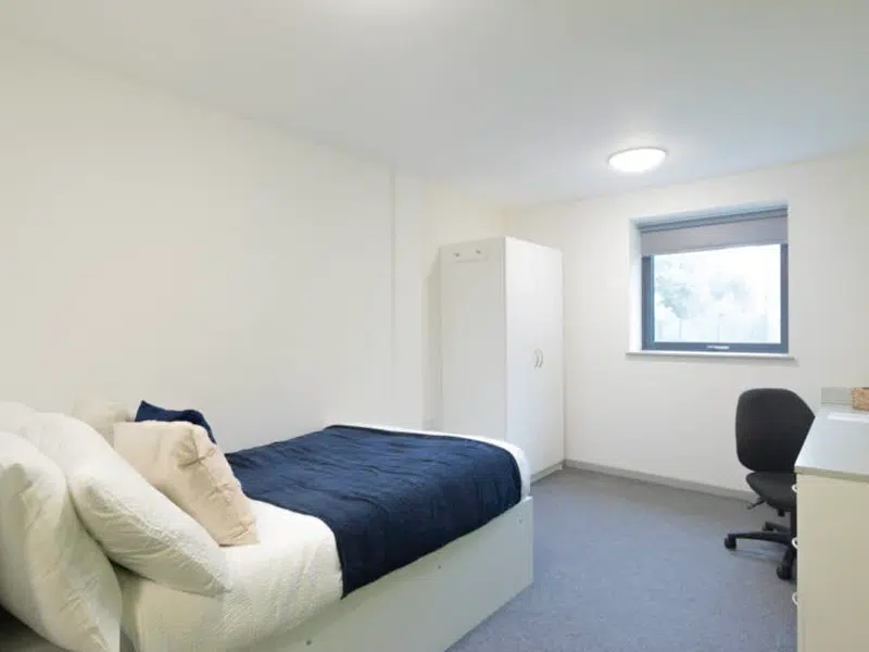 Newton Court- Premium Ensuite photo 1