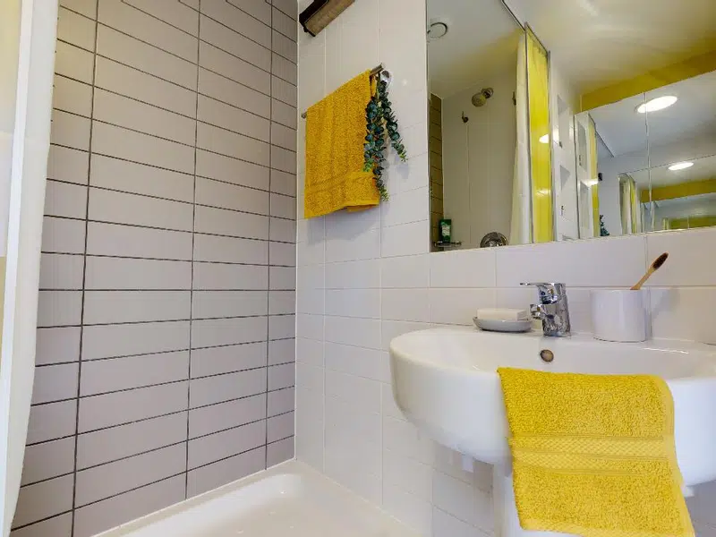 Gold En Suite photo 4