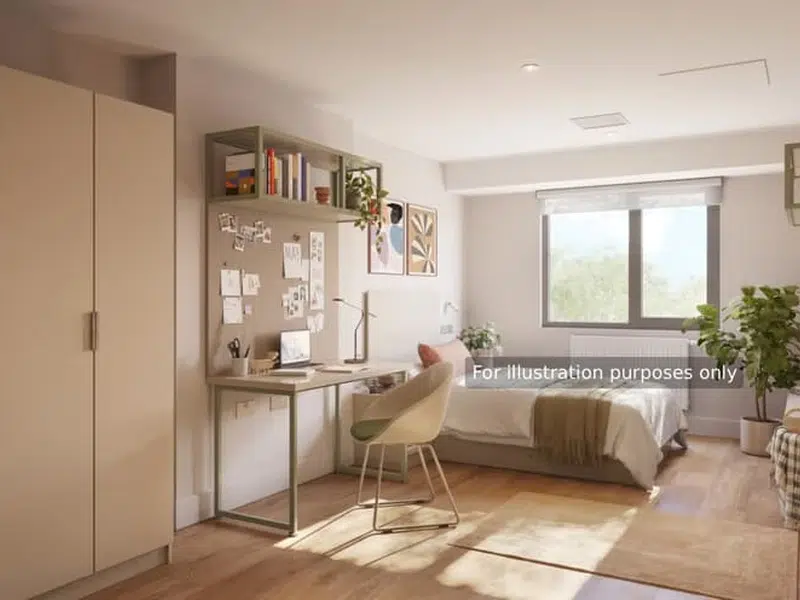 Premium Plus Ensuite photo 1