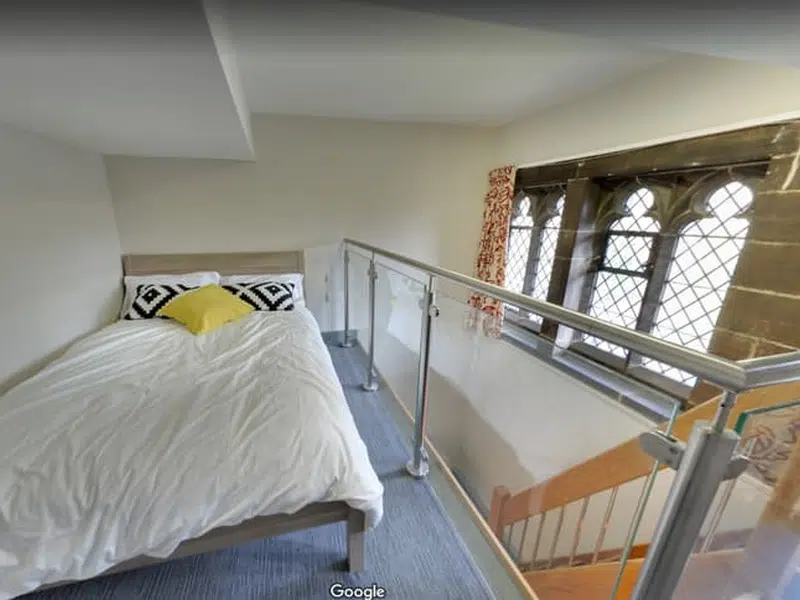 Premium Plus Ensuite photo 2
