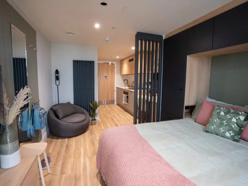 Premium Studio photo 1