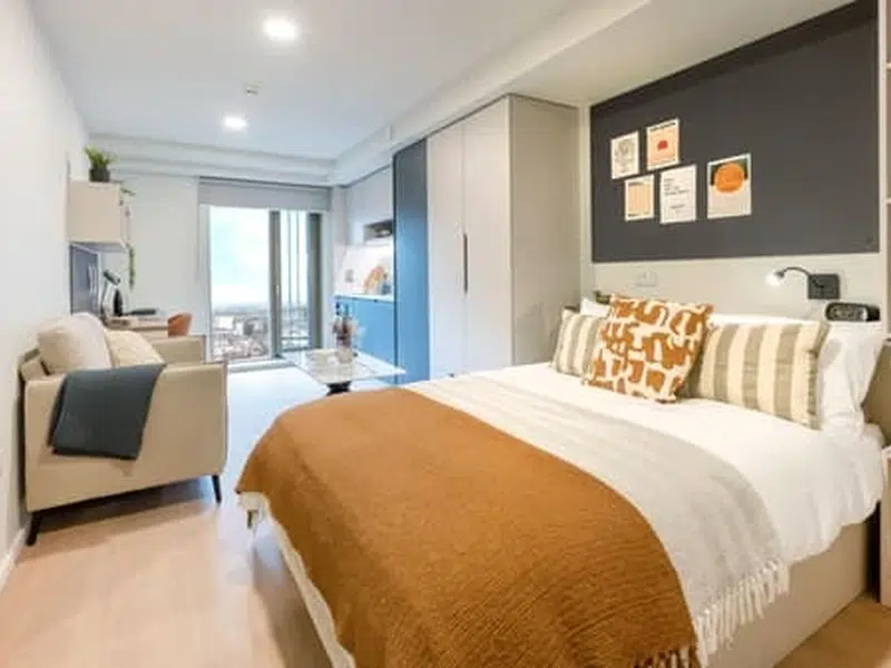 Premium Studio photo 1