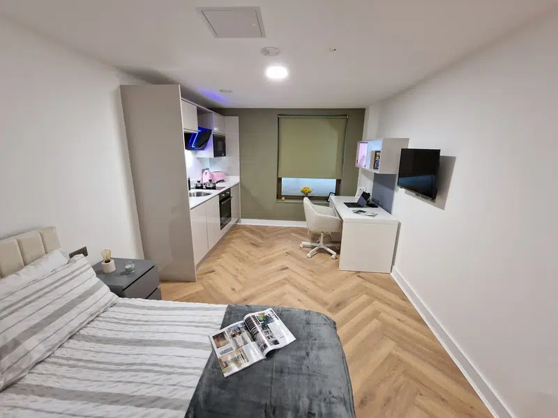 Premium Studio photo 1
