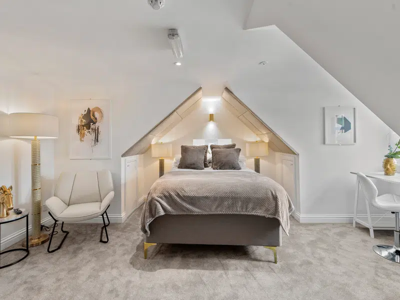 Room 6 - Extra Large En Suite 2nd Floor Room photo 2