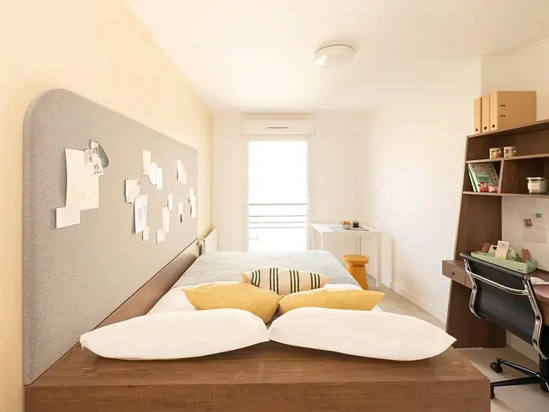Seven-Bedroom Apartment photo 3