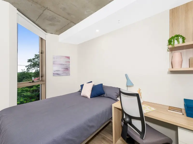 Signature Plus Studio Apartment- Double Bed with Standard View photo 2