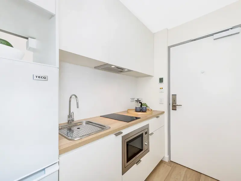 Signature Plus Studio Apartment- Double Bed with Standard View photo 4