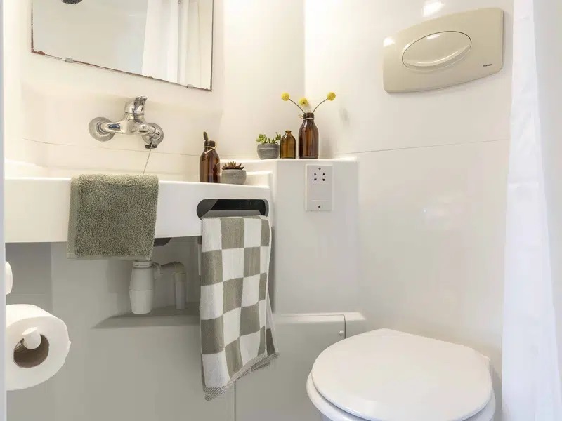 Silver En Suite photo 4